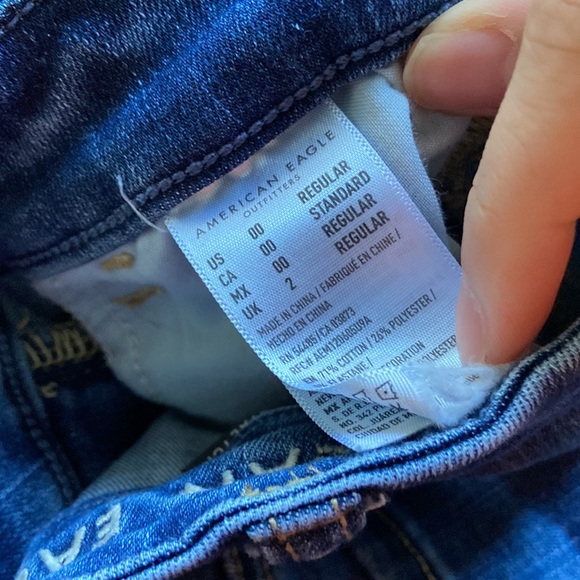 American Eagle Curvy Super Hi-Rise Jeggings - Picture 6 of 7